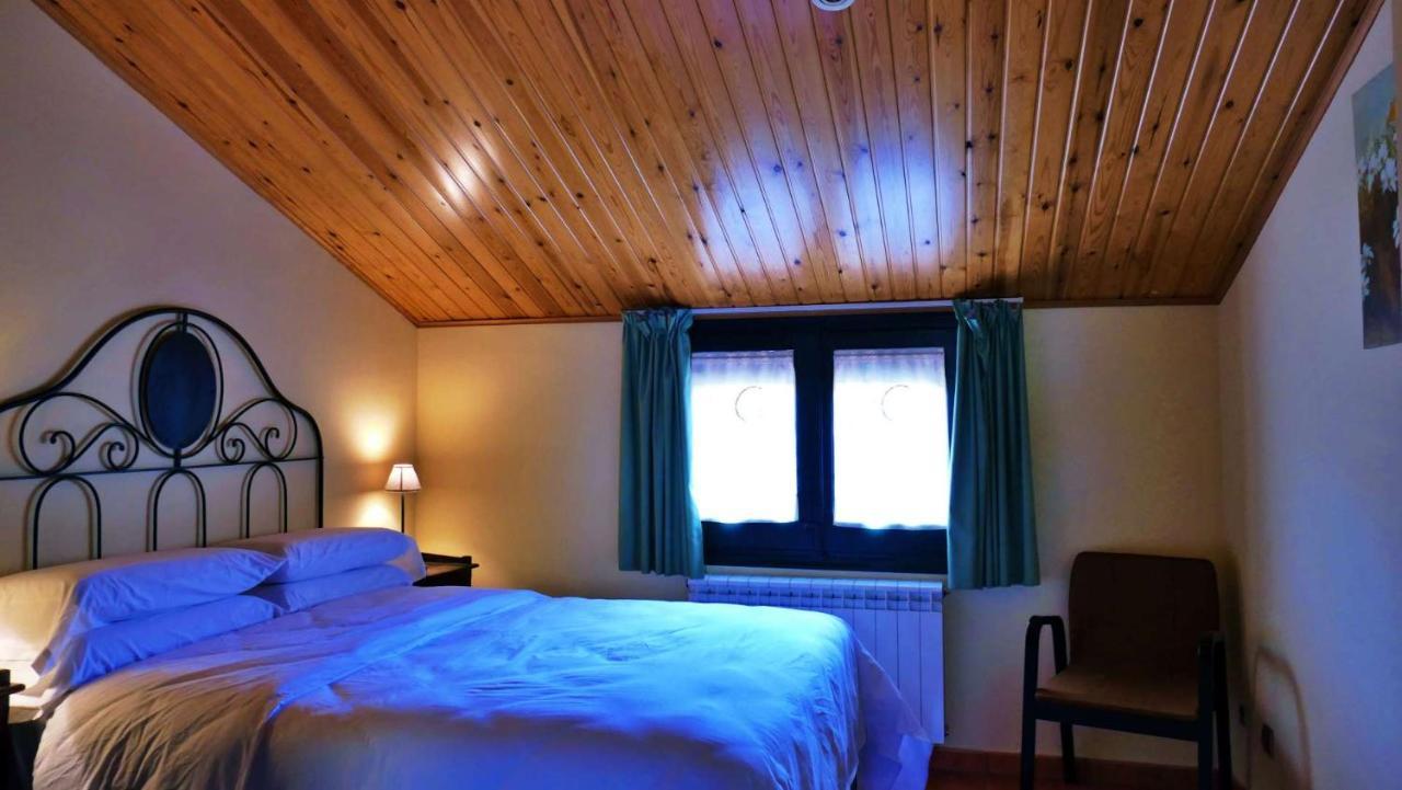 Cal Crispi Guest House ปราเดส ภายนอก รูปภาพ