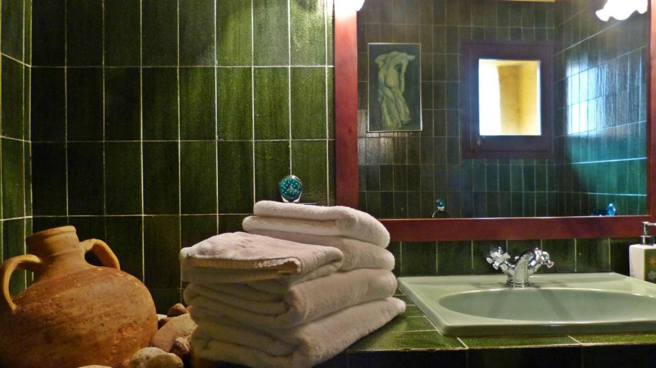 Cal Crispi Guest House ปราเดส ภายนอก รูปภาพ